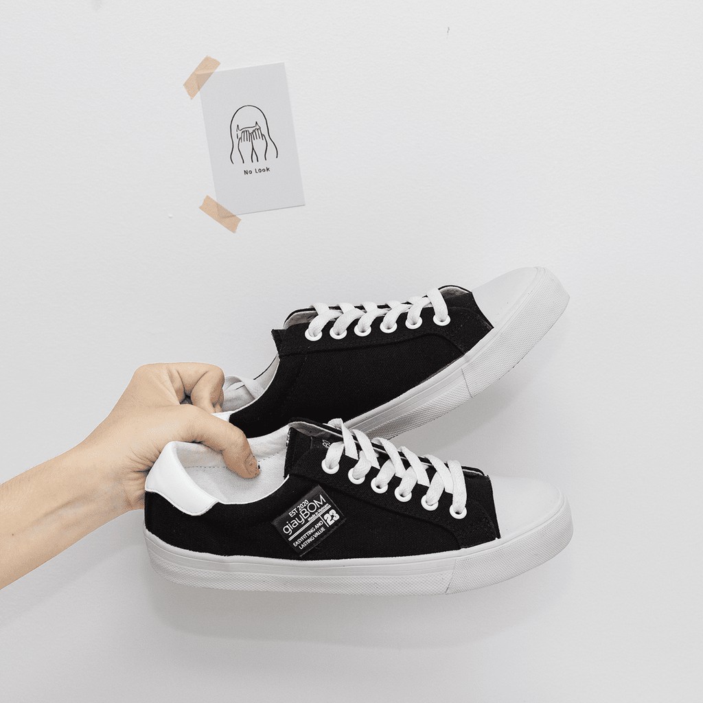 [Mã FAGREEN245 giảm 10% tối đa 30k đơn từ 99k] Giày bata nữ giayBOM CLASSICS thiết kế đơn giản B401 | BigBuy360 - bigbuy360.vn