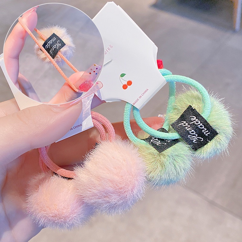 Set 2 chiếc chun cục lông dễ thương