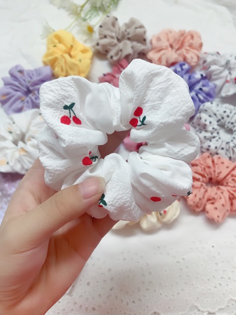 [Mã FAGOGO giảm 12% đơn 99K] Scrunchies hoạ tiết mẫu mới | BigBuy360 - bigbuy360.vn