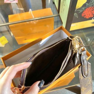 TÚI L.V SIZE18 FULLBOX BILL