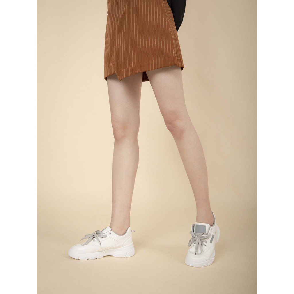 Giày Thể Thao Nữ Sneaker Trơn Dây Xám Nâng Đế 3cm Giá Rẻ HAPAS - GSK248 | BigBuy360 - bigbuy360.vn