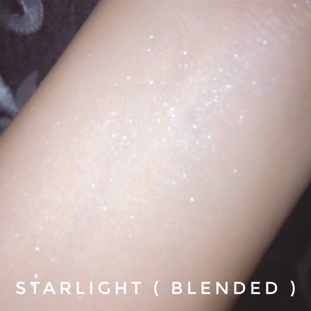 GLOWING BODY OIL - Dầu nước hoa bôi body nhũ chảy chảy. | BigBuy360 - bigbuy360.vn