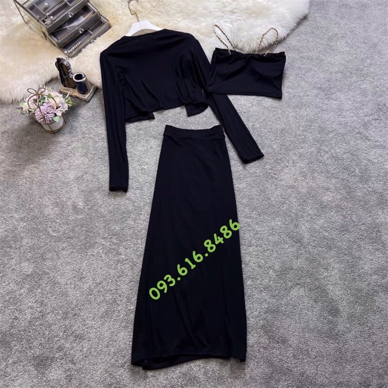 Set chân váy đen body kèm áo khoác croptop áo 2 dây phối xích