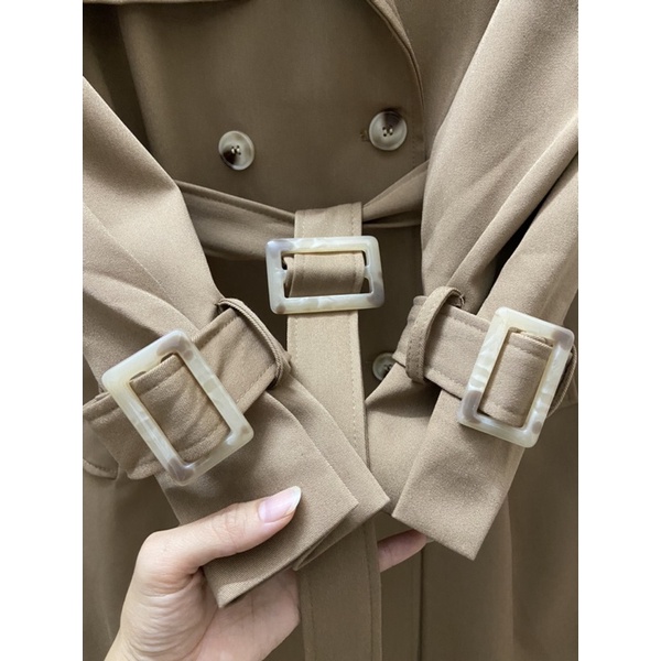 Áo mangto kaki dập ly sau dáng dài