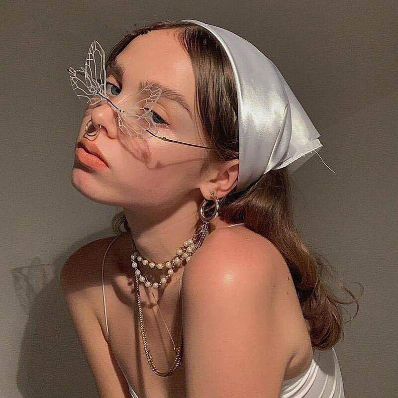 Kính Râm Hình Bướm Thiết Kế Xinh Xắn Hợp Thời Trang