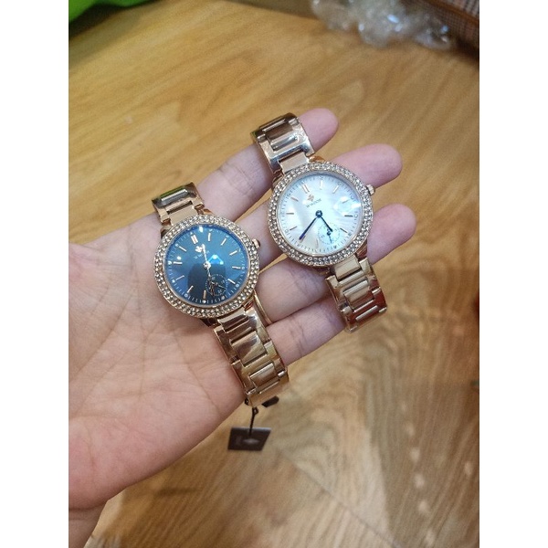Đồng hồ nữ wwoor viền đá kim rốn