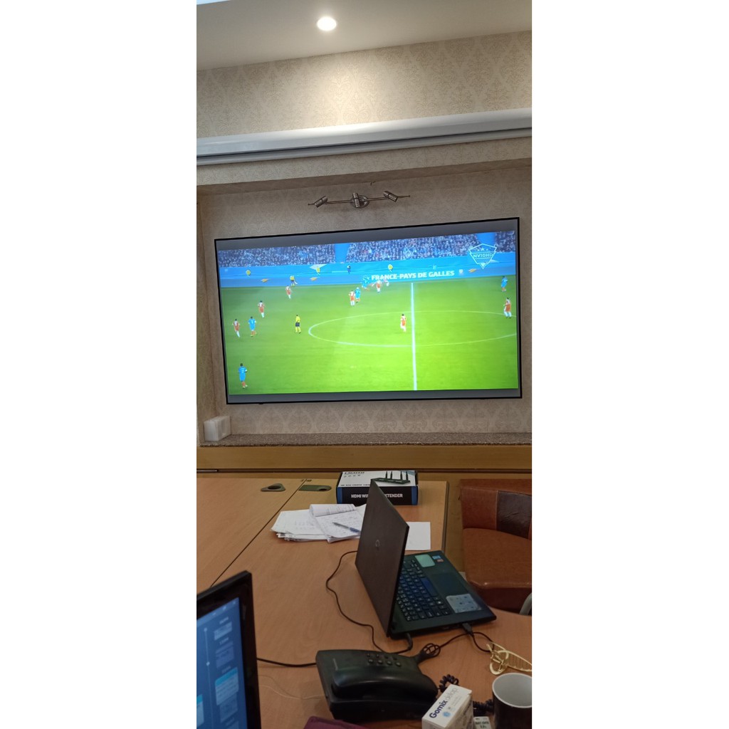 MÀN CHIẾU TƯƠNG PHẢN CAO FIX 92 INCH TỶ LỆ 16 : 9
