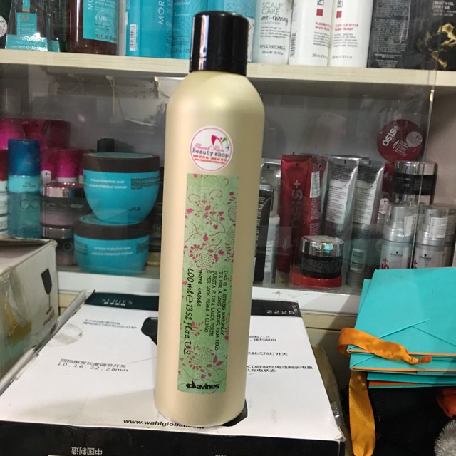 Gôm xịt siêu cứng Davines An Extra Strong Hairspray 400ml