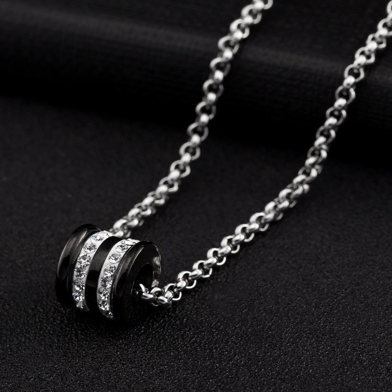 Dây chuyền mặt dây chuyền bằng thép không gỉ thời trang hoàn toàn mới, vòng cổ nam và nữ bằng thép titan phong cách đơn giản.