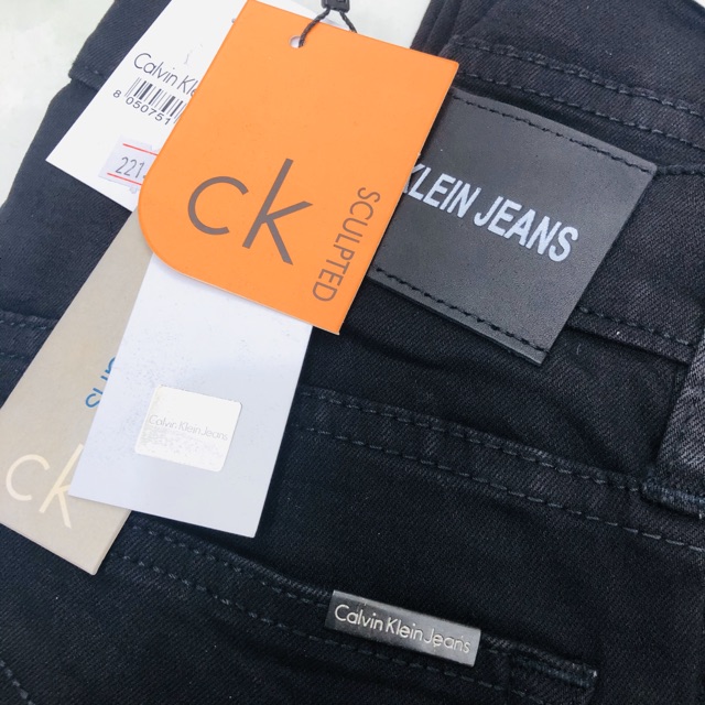 Quần jeans hiệu CK