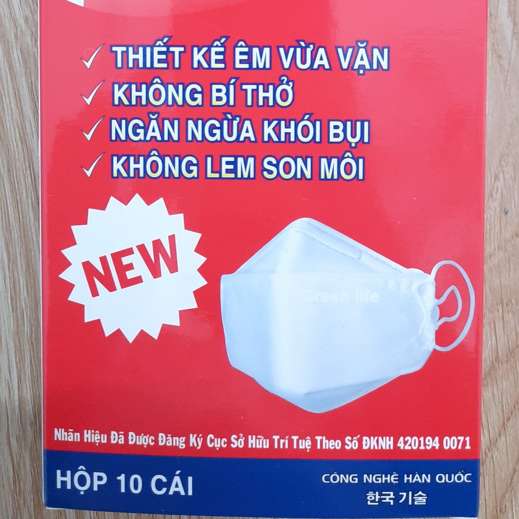3 HỘP KHẨU TRANG 4D HELLO MASK (HỘP 10 CÁI) MÀU TRẮNG TẮNG ĐÔI VỚI HOA CÚC | BigBuy360 - bigbuy360.vn