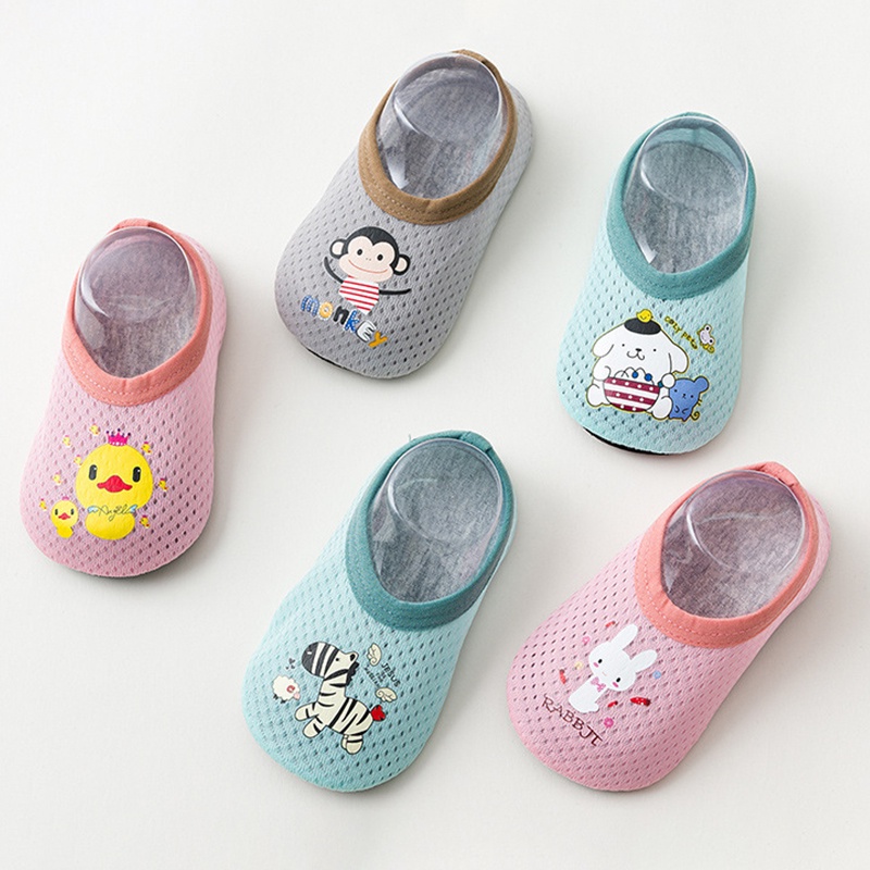 Vớ Chống Trượt Thoáng Khí Họa Tiết Hoạt Hình Dễ Thương Cho Bé Sơ Sinh