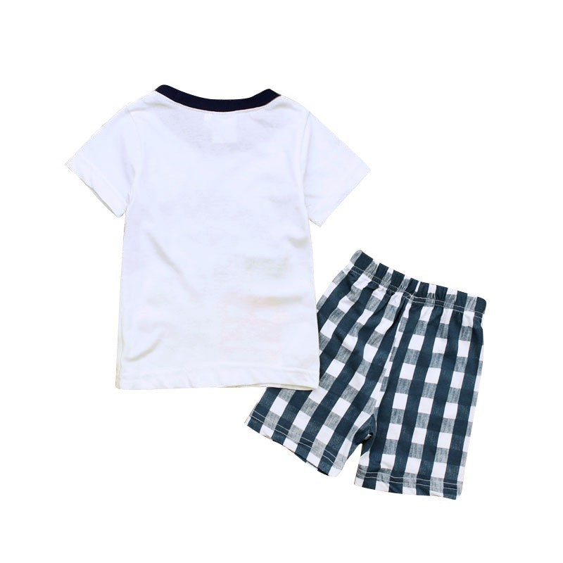 Bộ áo thun tay ngắn in hình xe + quần ngắn họa tiết ca rô đáng yêu dành cho bé