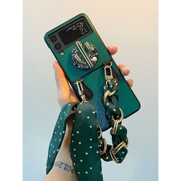 [HÀNGSẴN] Ốp da Samsung Z Flip 3 / Z Flip 4 sang chảnh kèm dây xách khăn lụa / Z Flip3 / ZFlip3 / Z Flip4/ ZFlip4