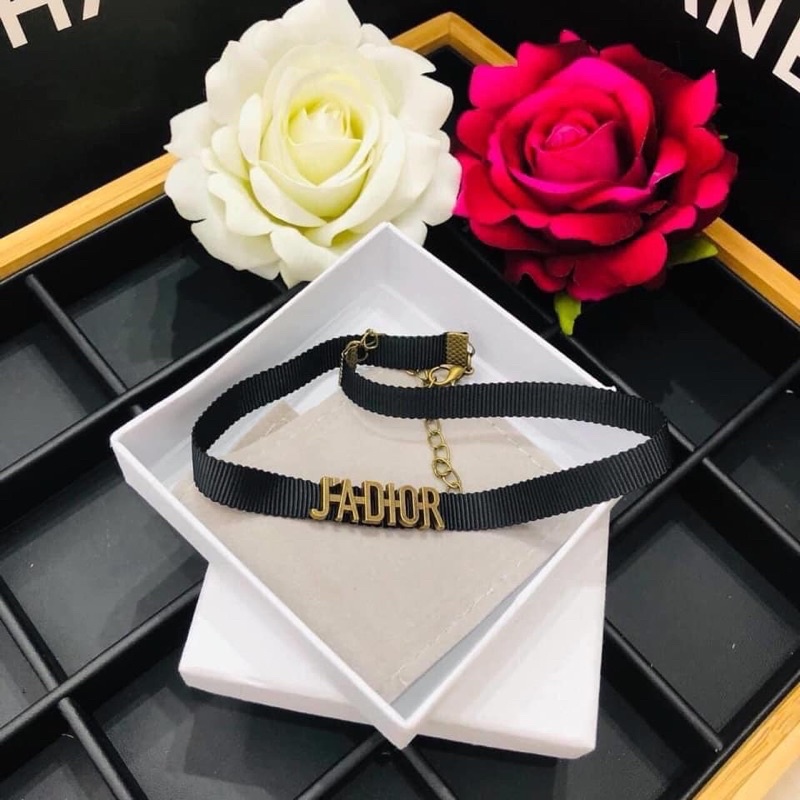 Chocker vòng cổ hiệu sang chảnh VTT0099