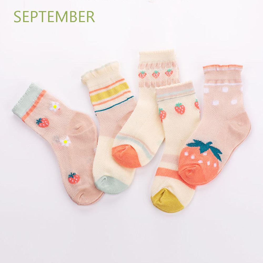 Bộ 5 đôi vớ cotton ống lửng in họa tiết dâu tây hoạt hình dễ thương cho bé gái