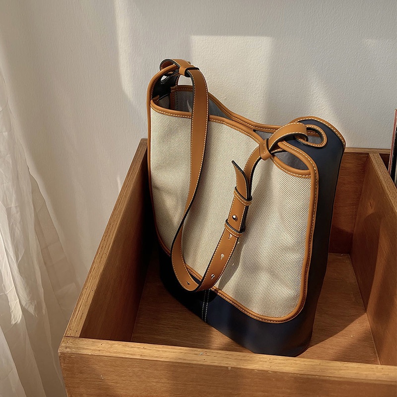Túi đeo một bên vai IELGY vải canvas phối màu tương phản sức chứa lớn thời trang cho nữ