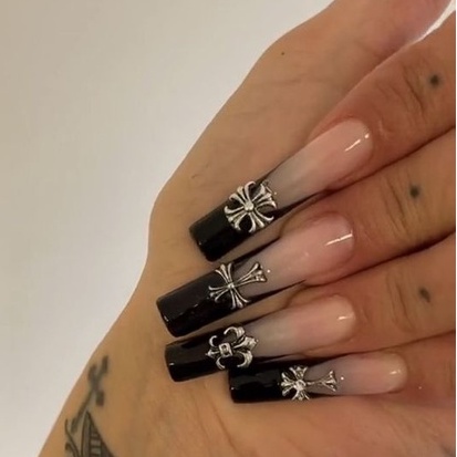 Charm Thánh Giá Châu Âu Đính Móng 4A