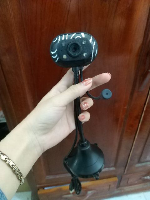 Webcam cho bé học chống dịch | BigBuy360 - bigbuy360.vn