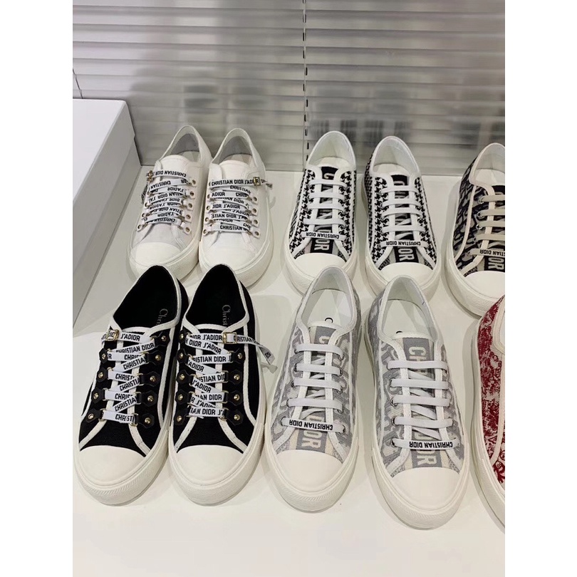 Giày SNEAKER Cổ Thấp Màu Xám Thiết Kế Mới Năng Động Thời Trang