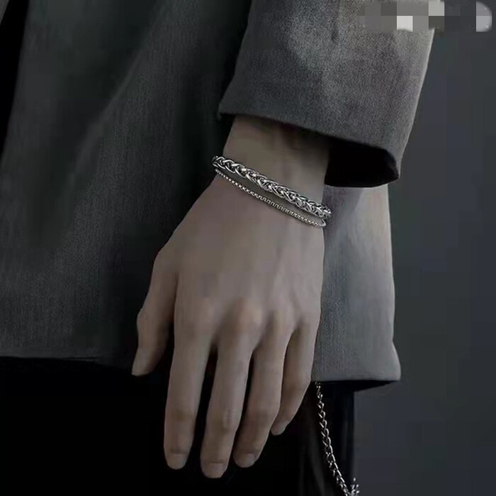 Vòng Tay Nam Lắc Tay Unisex Thời Trang Đeo Tay Nam Nữ Basic Astaaccessories Màu Đen - Vòng Tay Keen
