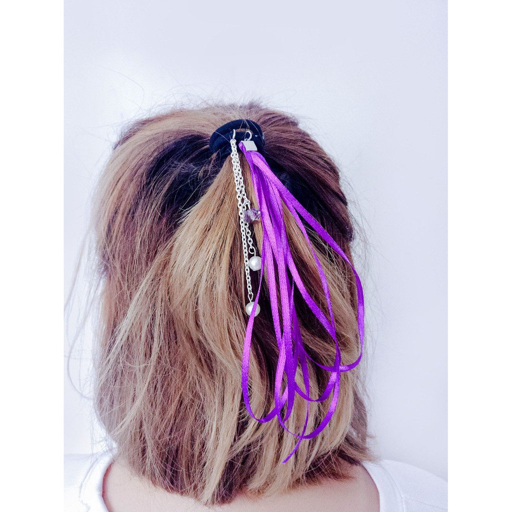 Cột tóc tua rua đính hạt trẻ trung MS: CT3 - Hưng Long PC