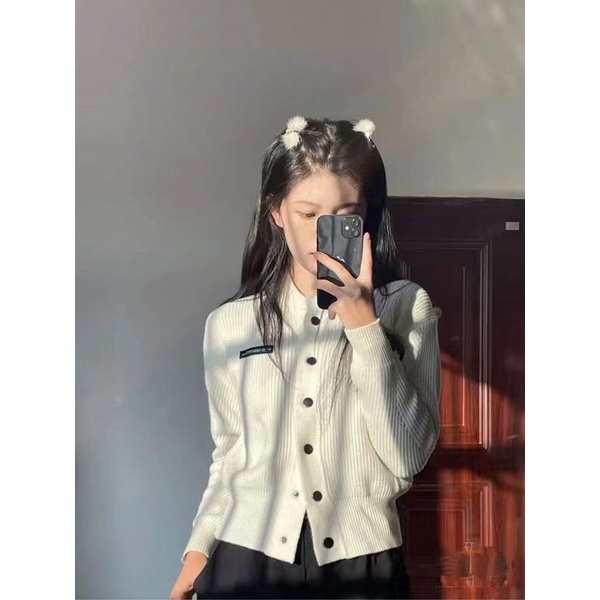 Gentle Japanese style foreign style gray knitted cardigan women's autumn design sense of minority chic slim sweater jacket