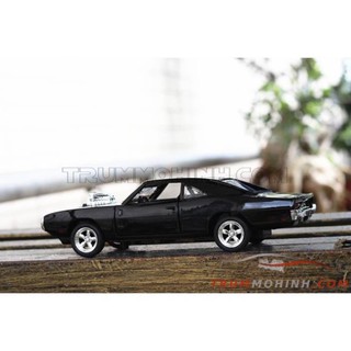 Mô hình xe Dodge Charge 1:32