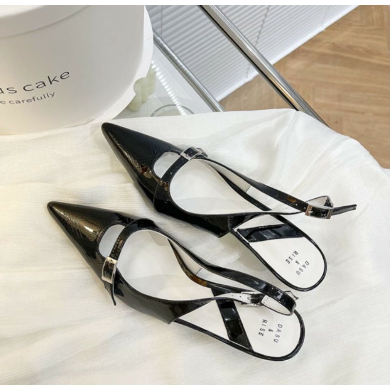 Giày hở gót da siêu mềm gót 4p đai khoá thiết kế công sở nhẹ nhàng vẫn sang trọng