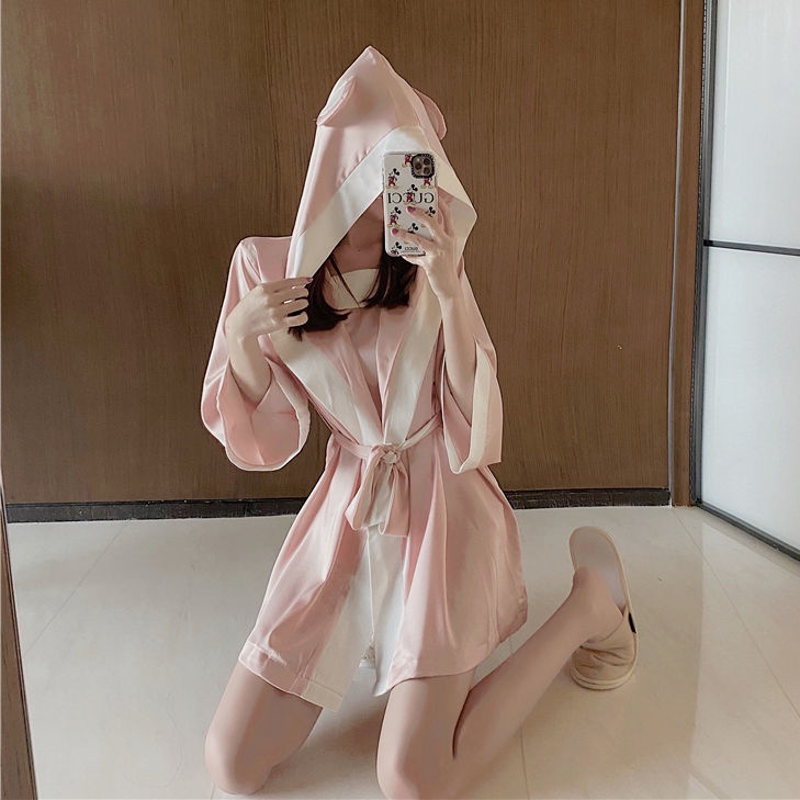 Set Đồ ngủ hai dây và áo choàng tay dài dáng rộng phong cách Hàn Quốc thời trang xuân hè cho nữ