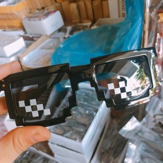 Kính râm cực ngầu