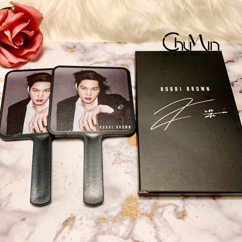 Gương Trang Điểm Mini Cầm Tay BobbiBrown KAI Mirror