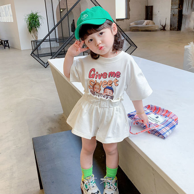 Set áo thun ngắn tay + quần short dễ thương dành cho bé gái