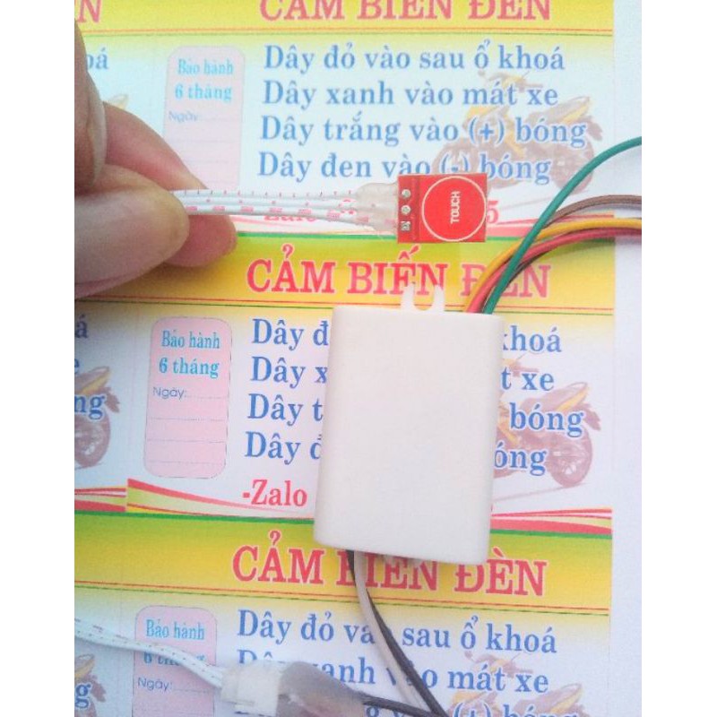 BỘ CÔNG TẮC BẮT TẮT BÓNG ĐÈN CẢM BIẾN XUYÊN NHỰA XE MÁY CỰC CHẤT MẪU MỚI