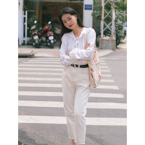 Ariustees- Quần Creamy Straight Jeans