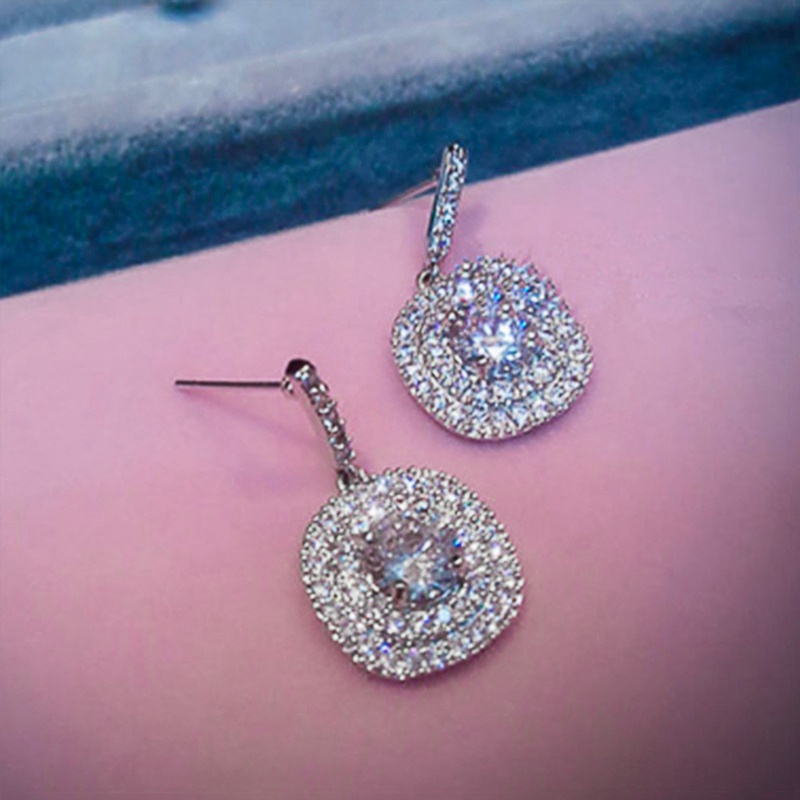 Khuyên Tai Dáng Dài Đính Đá Pha Lê Sang Trọng Cho Nữ