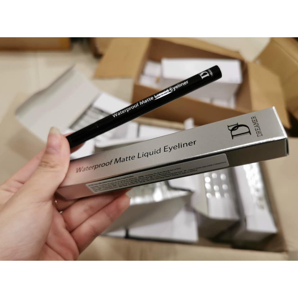 Kẻ Mắt Nước DREAMER Waterproof Matte Liquid Eyeliner