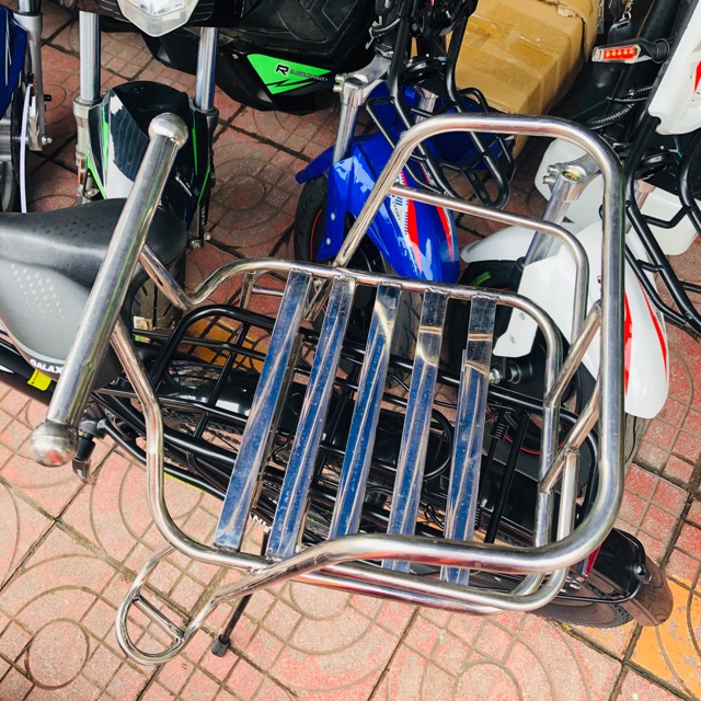 Ghế ngồi xe đạp chất liệu inox chắc chắn