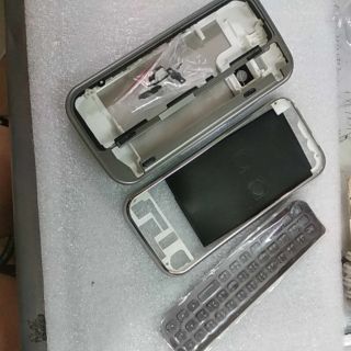 Vỏ nokia N97 mini màu trắng bạc(có kèm phím)