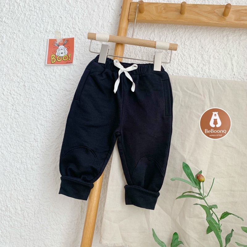 Quần Jogger da cá bé trai