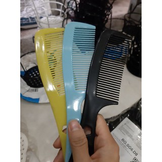 lược nhựa chải tóc
