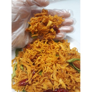 Gà khô lá chanh sợi nhỏ