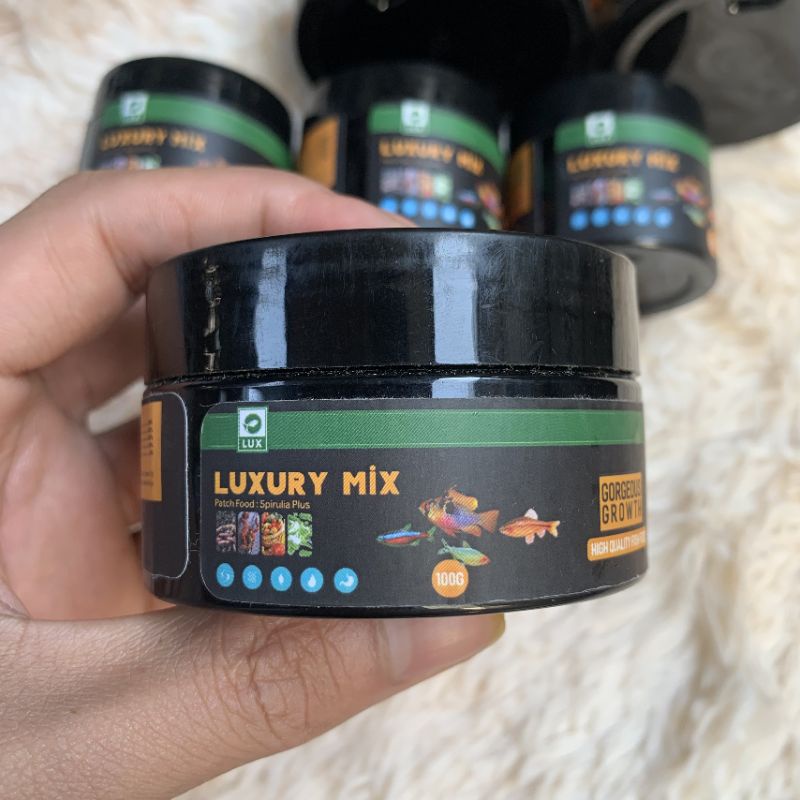 Thức ăn viên dán luxury mix bổ sung đầy đủ dinh dưỡng cho cá và tép