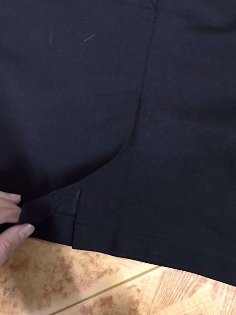 Chân váy bút chì xẻ sau | BigBuy360 - bigbuy360.vn