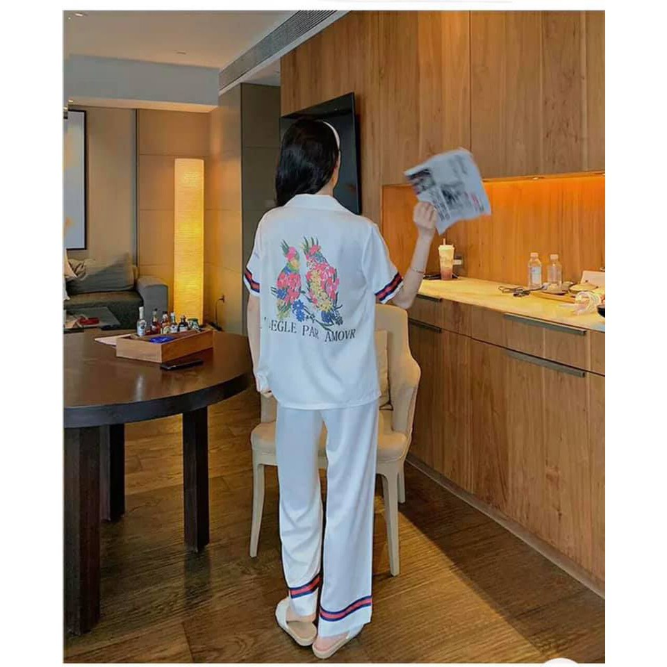 [Hàng Sẵn chuyên Sỉ] B411 Bộ ngủ pijama lụa QCCC, tay ngắn quần dài , chất đẹp mềm mịn , shop về đủ 2 màu.