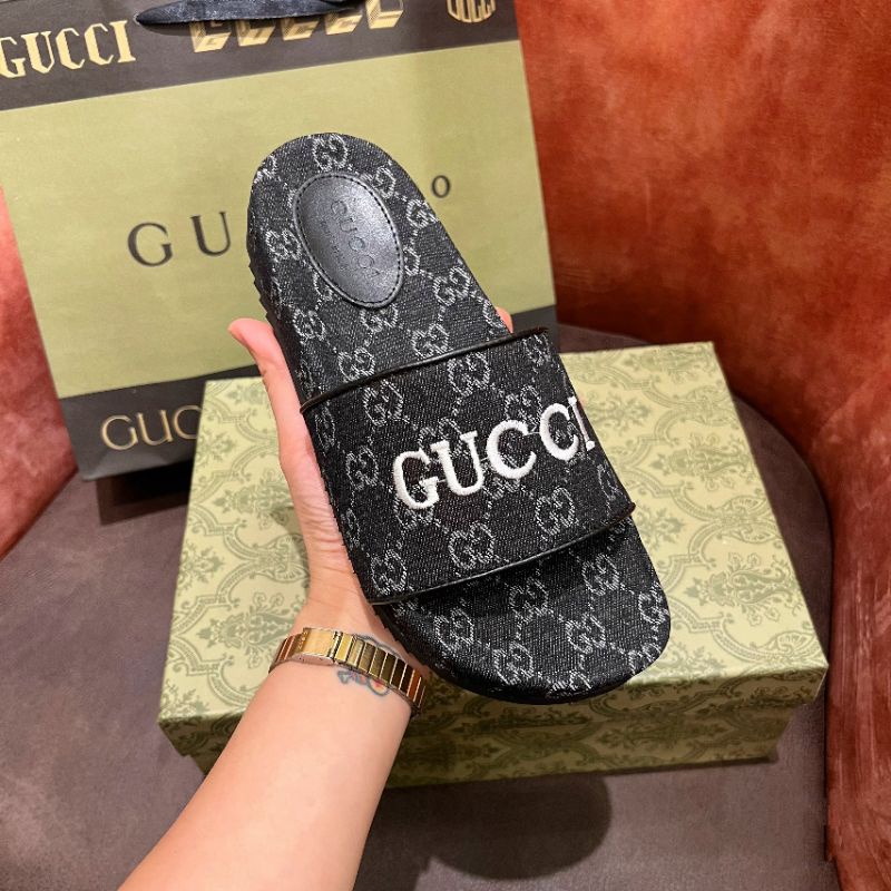 Dép Gucci thêu siêu Hot.