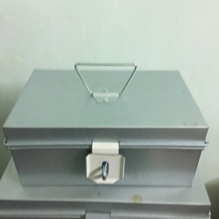 Hòm tôn kích thước 23x15x10 cm