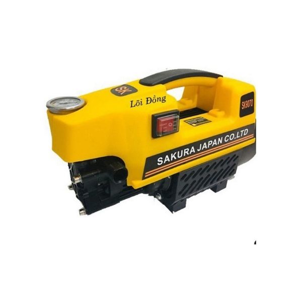 Máy rửa xe Sakura