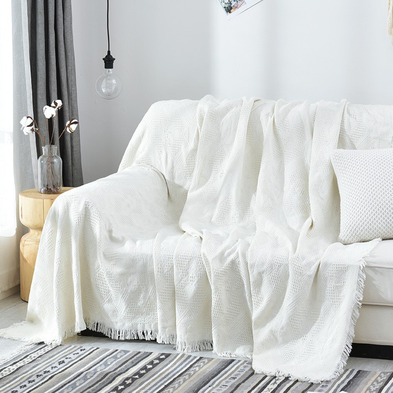 Chăn thảm phủ ghế sofa đan len tua rua màu trắng tổ ong PA9468