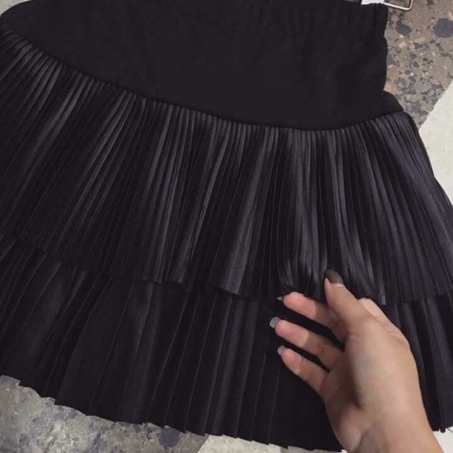 Chân váy dập ly 2 tầng siêu hot, siêu chảnh | BigBuy360 - bigbuy360.vn